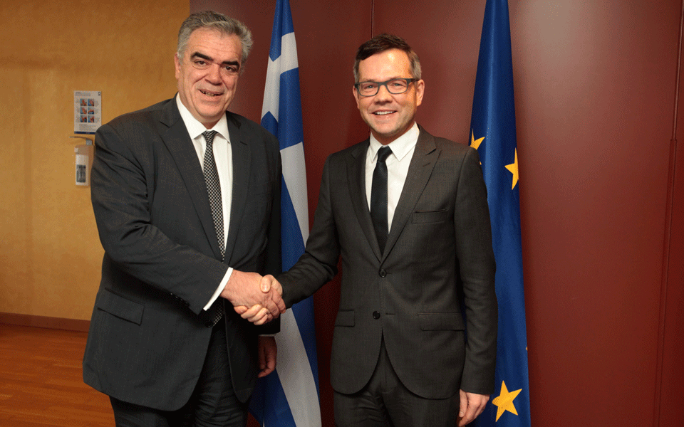 Μήνυμα σεβασμού στην Ελλάδα από τον υφυπουργό Εξωτερικών της Γερμανίας