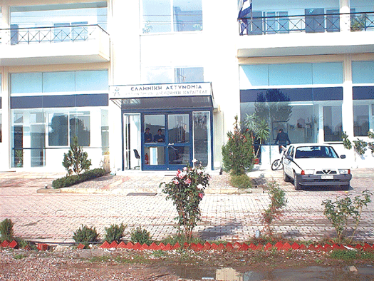 Καρδίτσα: 24χρονος πατροκτόνος κρεμάστηκε μέσα στα κρατητήρια!