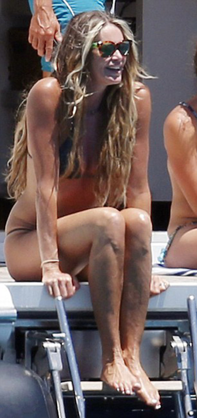 Elle Macpherson Fakes