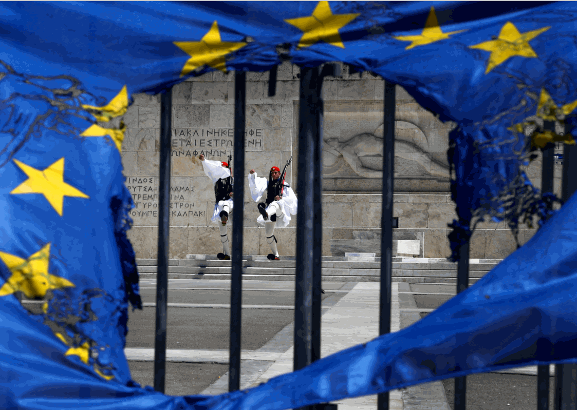 Γαλλικό Πρακτορείο: Γιατί το ΔΝΤ και οι καθυστερήσεις της κυβέρνησης ξανάφεραν τα σενάρια Grexit