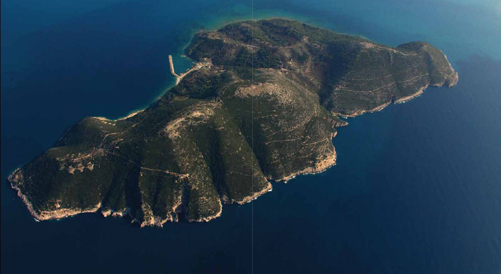 Σάσων: Το νησί ‘δώρο’ της Ελλάδας  στην Αλβανία…