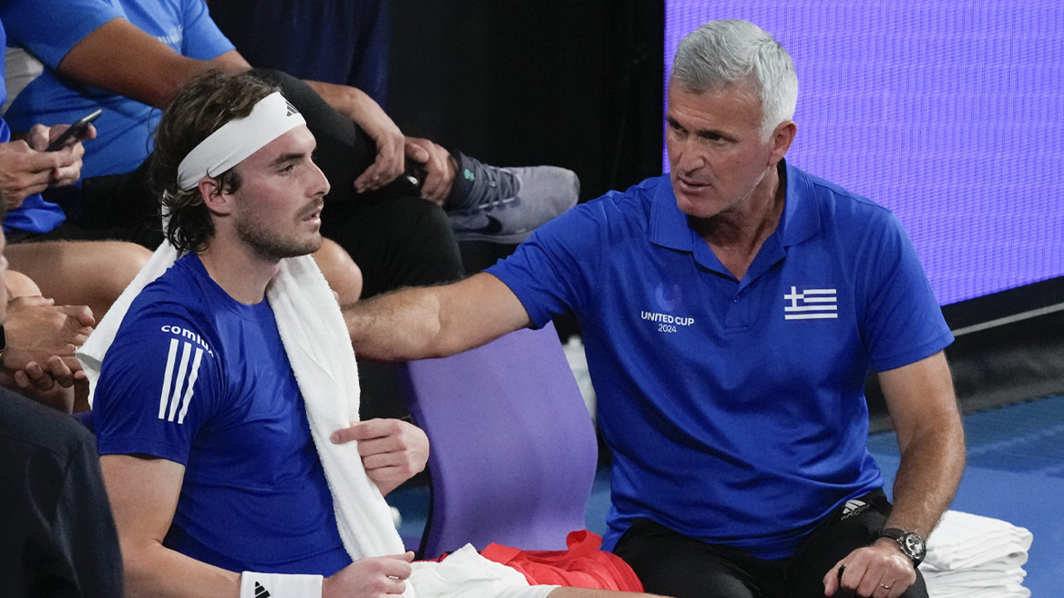 https://i2.prth.gr/files/2025-11-29/xrwma-tsitsipas-pateras.jpg