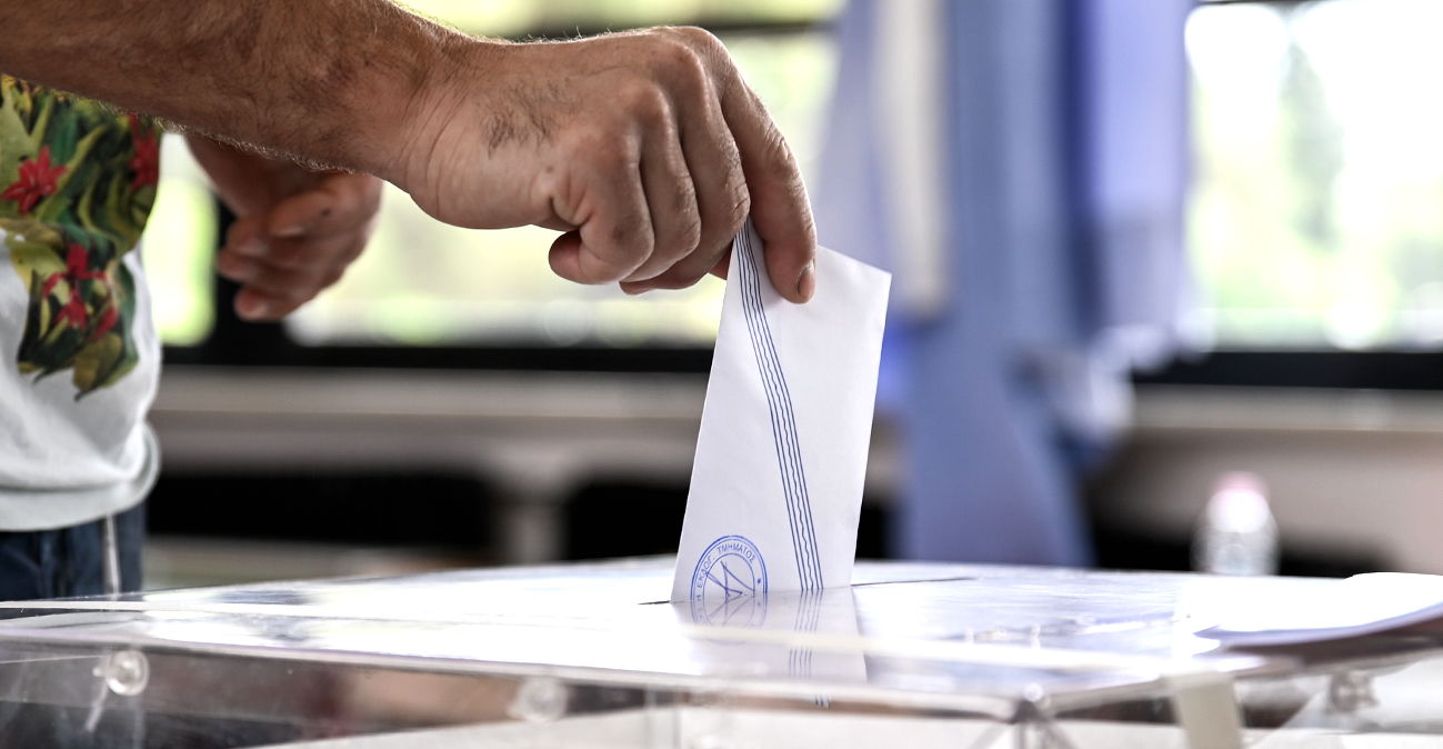 New poll: Party percentages in Greece