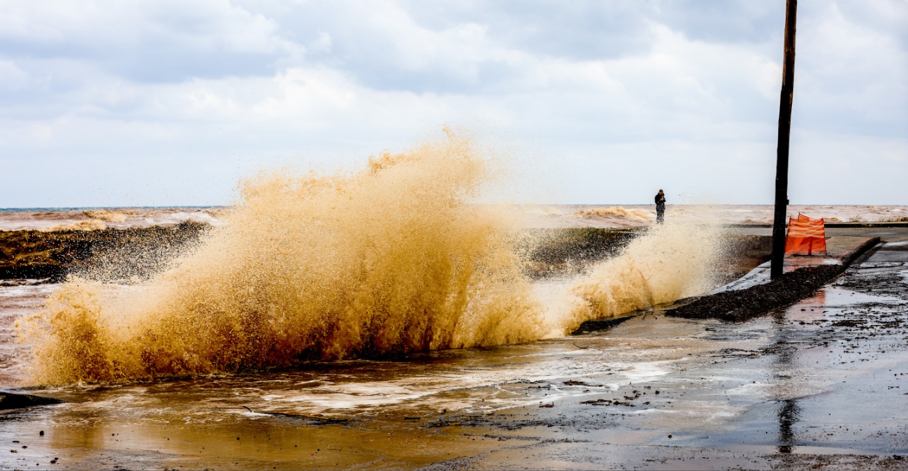 Emergency weather bulletin: Severe thunderstorms and gale-force winds in the Aegean